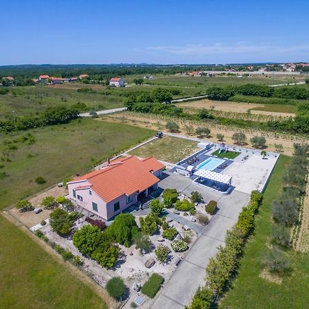 Villa Perini Dvori Donji Zemunik Bagian luar foto