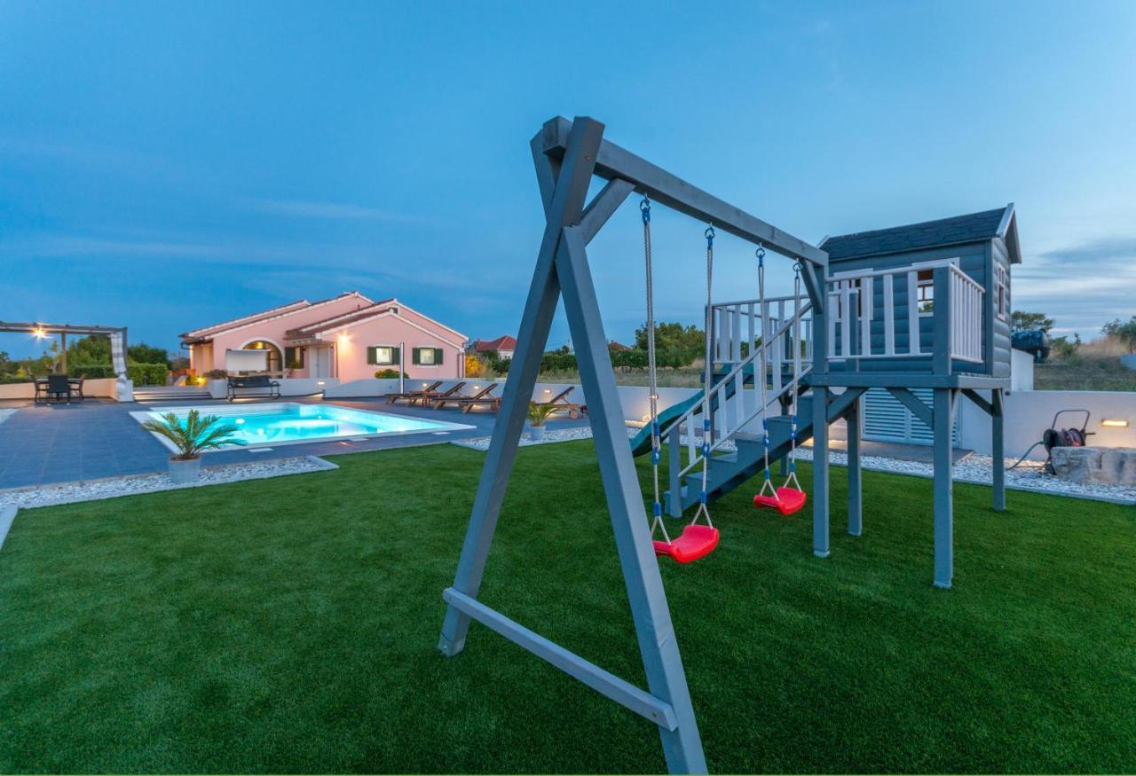Villa Perini Dvori Donji Zemunik Bagian luar foto