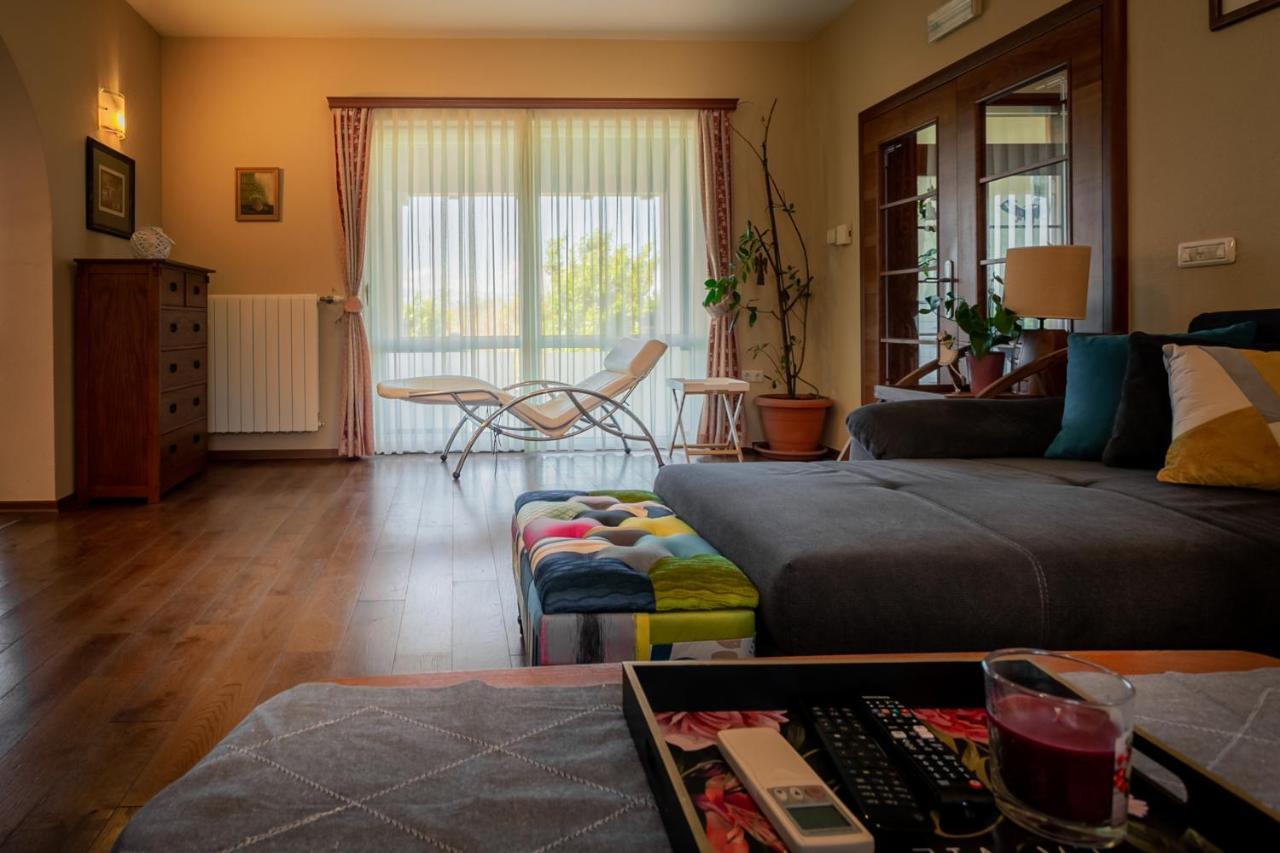 Villa Perini Dvori Donji Zemunik Bagian luar foto