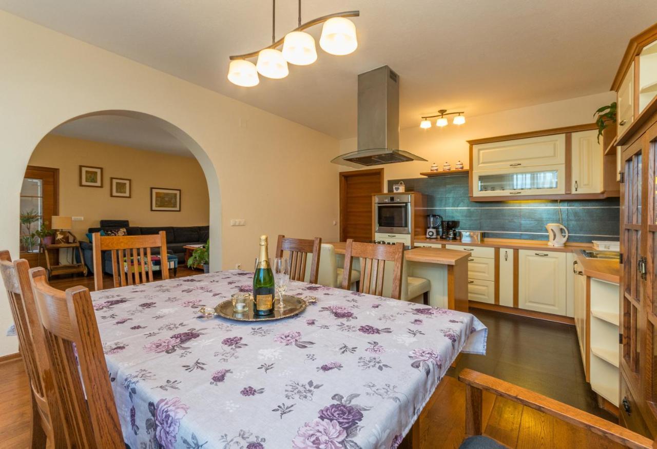 Villa Perini Dvori Donji Zemunik Bagian luar foto