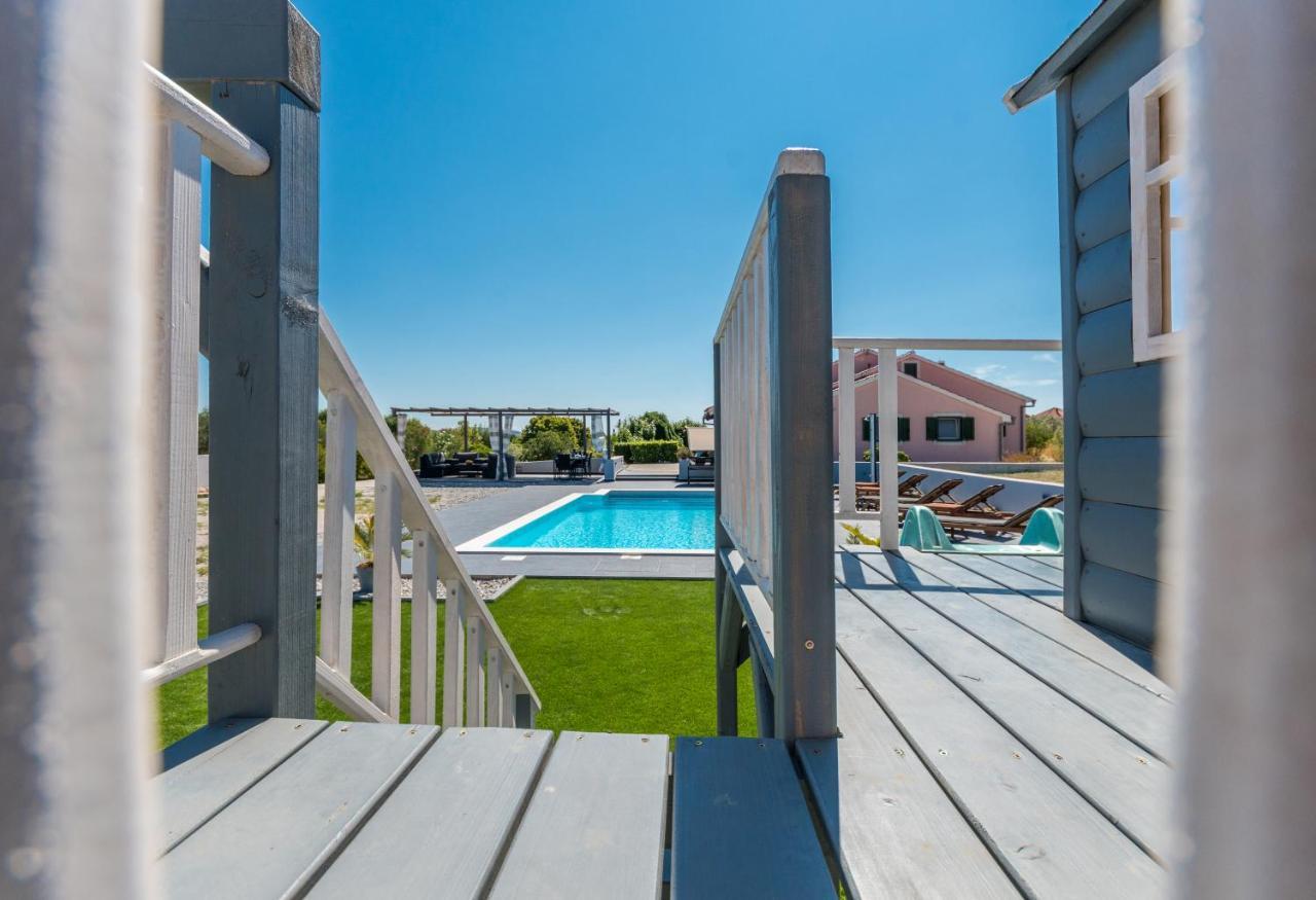 Villa Perini Dvori Donji Zemunik Bagian luar foto